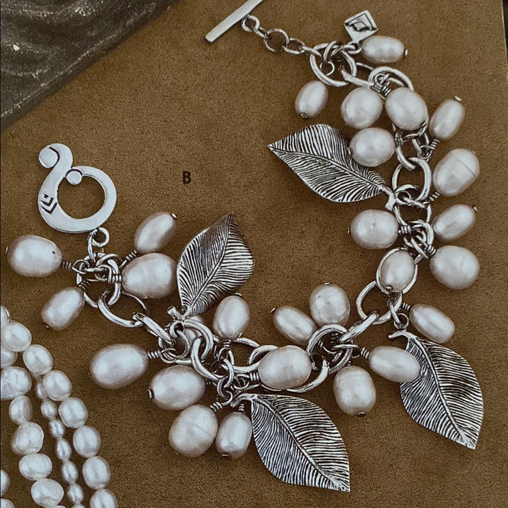 VINTAGE SILPADA Elegant Sterling Silver Pearl Leaf Bracelet-RARE